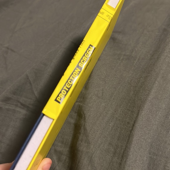 Privacy Screen Protecter IPhone 12 - Toughened Glass Film - Picture 3 of 3